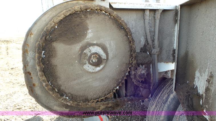 image for item G7110 2009 Artex CT4005 live bottom trailer