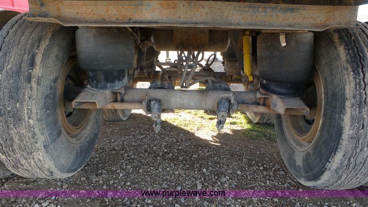 image for item G7110 2009 Artex CT4005 live bottom trailer