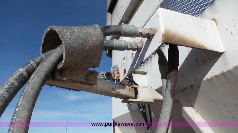 image for item G7111 2009 Artex CT4005 live bottom trailer