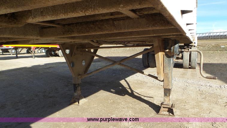 image for item G7111 2009 Artex CT4005 live bottom trailer