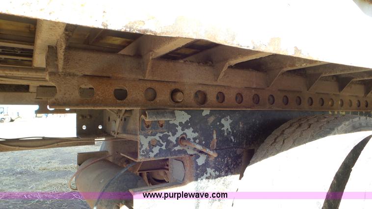 image for item G7111 2009 Artex CT4005 live bottom trailer