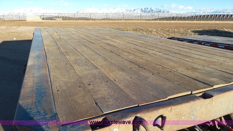 image for item G7114 1984 Utility Highboy trailer