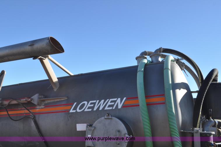 image for item G7120 2005 Loewen 3750 Honey-Vac honey wagon