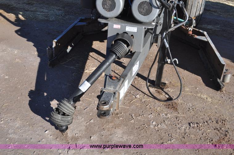 image for item G7121 2006 Loewen 3750 Honey-Vac honey wagon