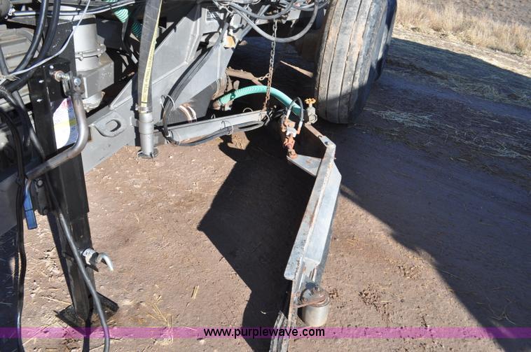 image for item G7121 2006 Loewen 3750 Honey-Vac honey wagon