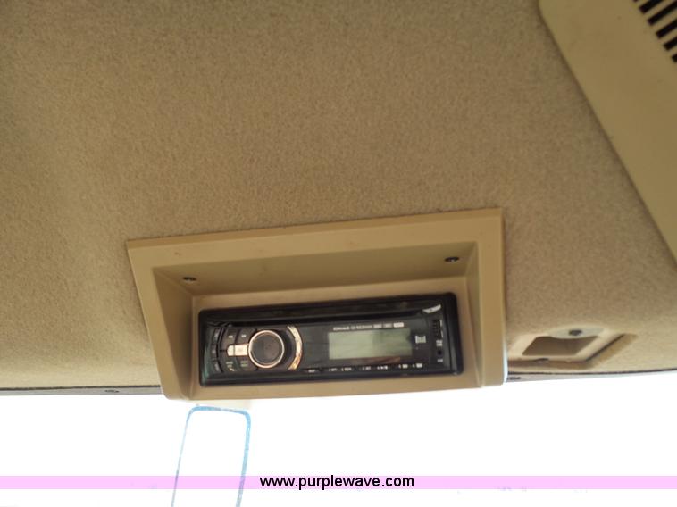 image for item G7123 1999 John Deere 8400 MFWD tractor