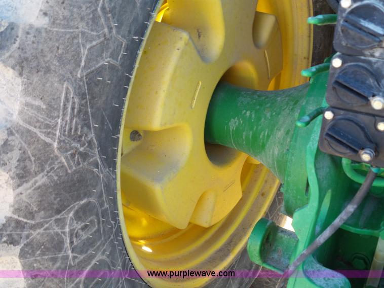 image for item G7123 1999 John Deere 8400 MFWD tractor