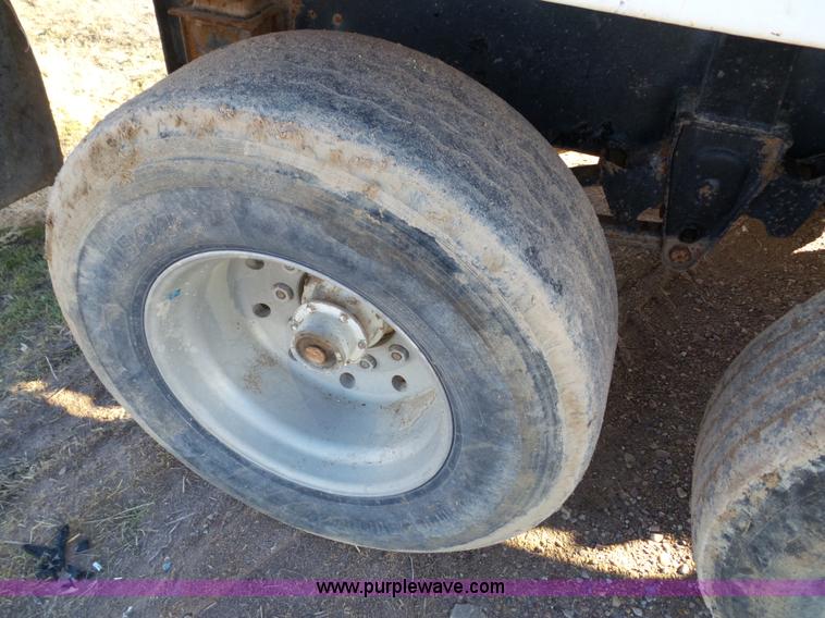 image for item G7124 1995 Williamsen end dump trailer