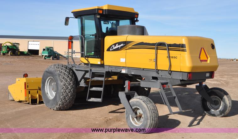 image for item G7128 2008 Challenger SP185C self-propelled swather