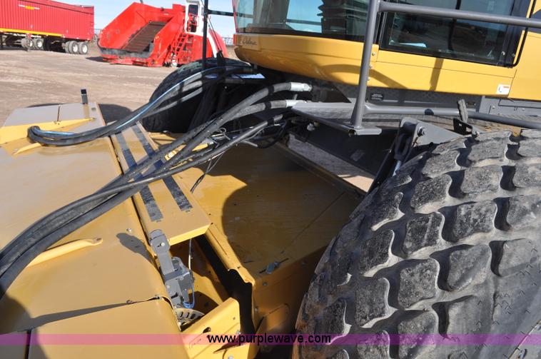 image for item G7128 2008 Challenger SP185C self-propelled swather