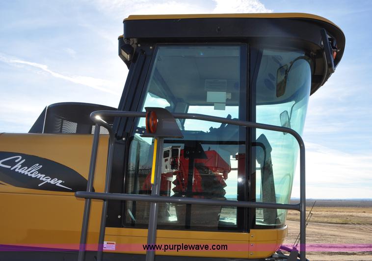 image for item G7128 2008 Challenger SP185C self-propelled swather