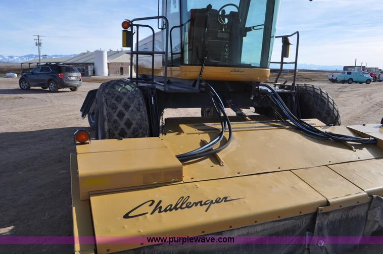 image for item G7128 2008 Challenger SP185C self-propelled swather