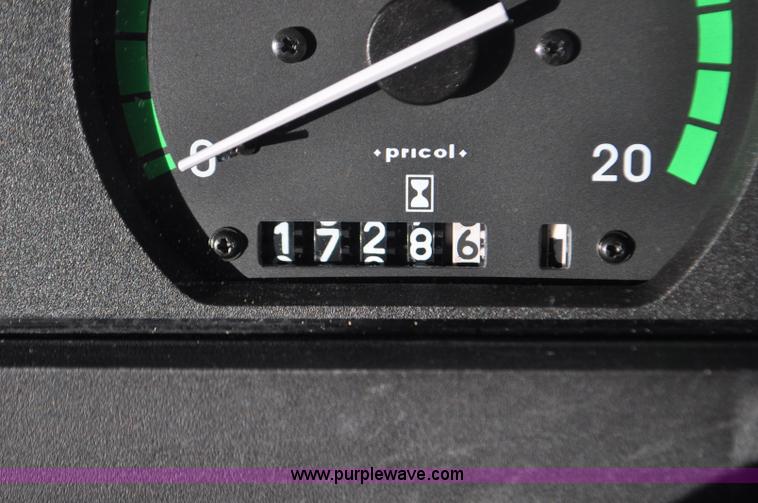 image for item G7128 2008 Challenger SP185C self-propelled swather