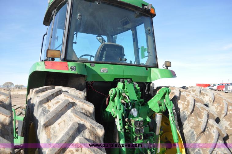 image for item G7130 1999 John Deere 7810 MFWD tractor