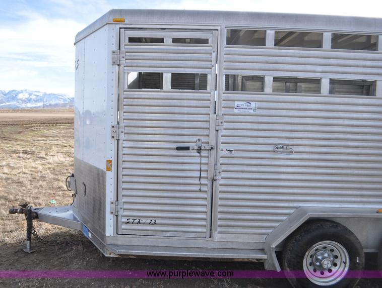 image for item G7133 2007 Exiss livestock trailer