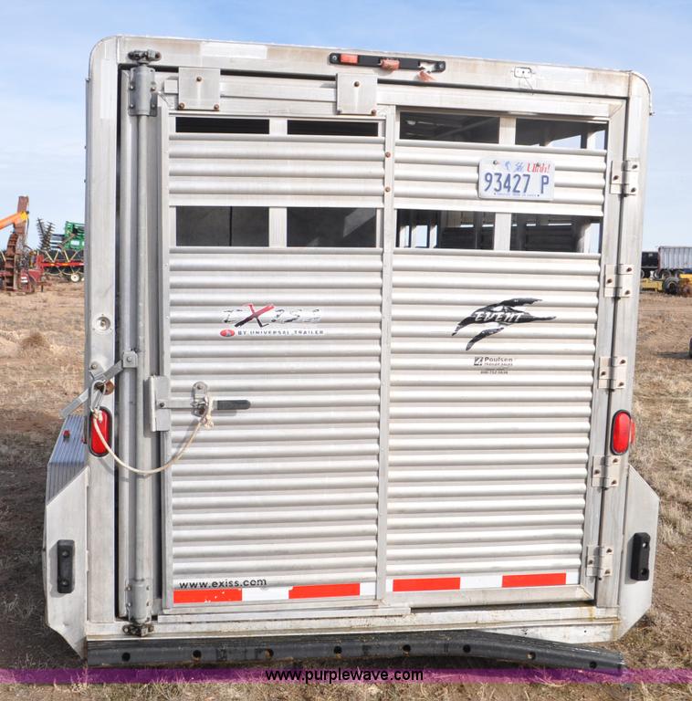 image for item G7133 2007 Exiss livestock trailer
