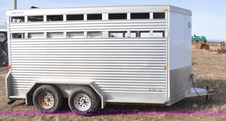 image for item G7133 2007 Exiss livestock trailer