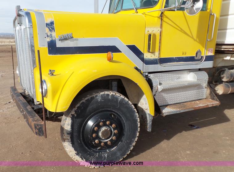 image for item G7137 1977 Kenworth W900 manure spreader truck