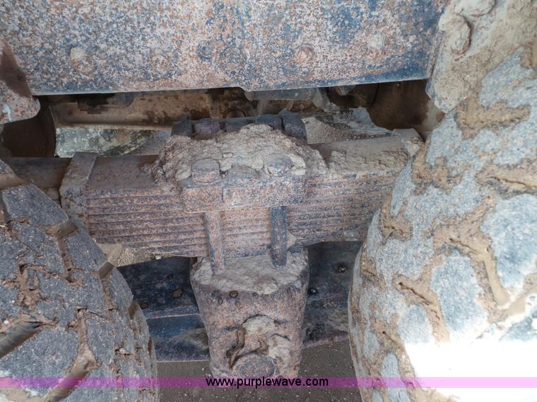 image for item G7137 1977 Kenworth W900 manure spreader truck