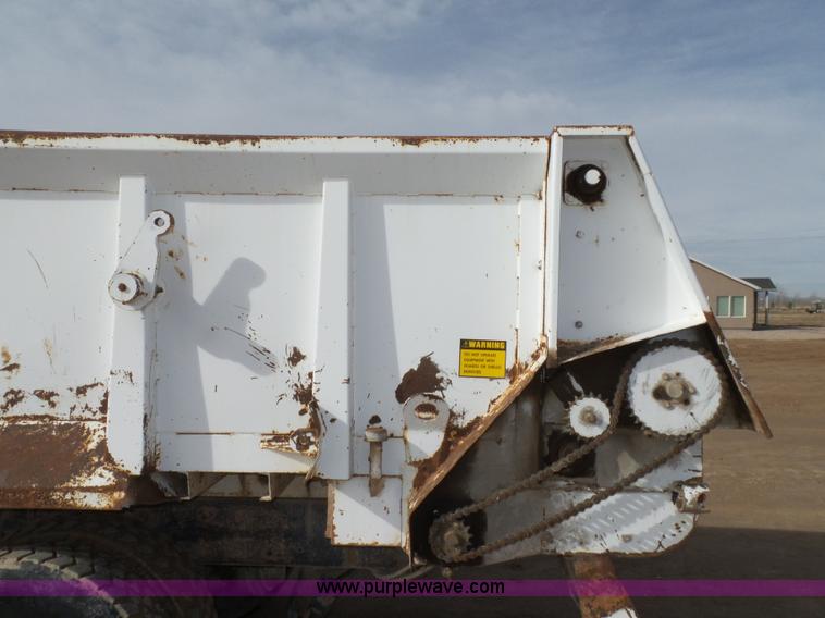 image for item G7137 1977 Kenworth W900 manure spreader truck