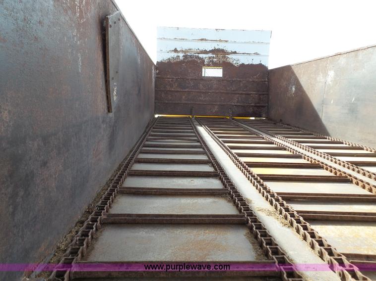 image for item G7137 1977 Kenworth W900 manure spreader truck