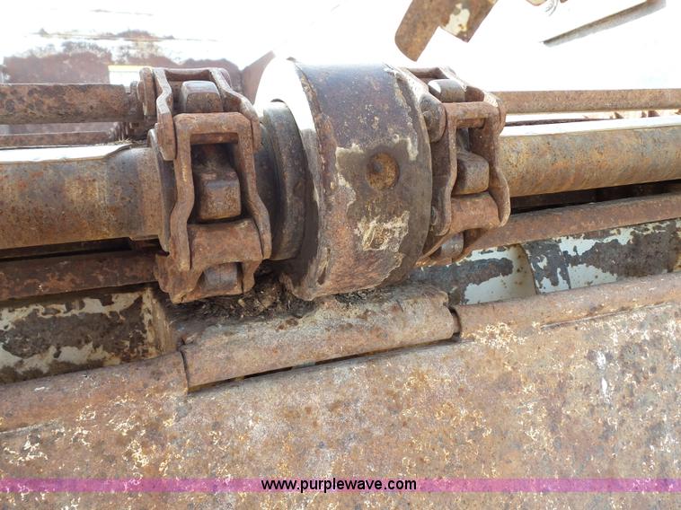 image for item G7137 1977 Kenworth W900 manure spreader truck