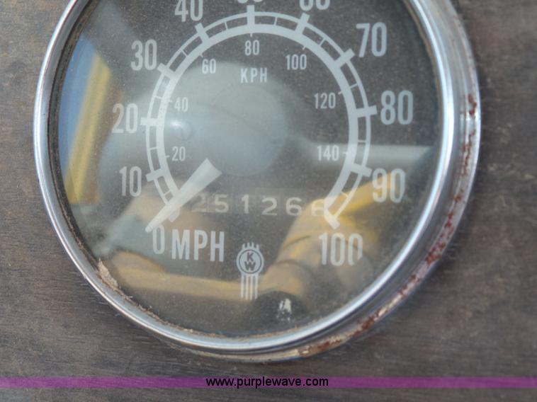 image for item G7137 1977 Kenworth W900 manure spreader truck