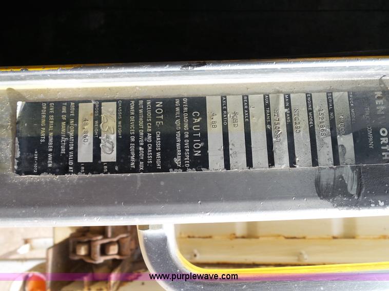 image for item G7137 1977 Kenworth W900 manure spreader truck