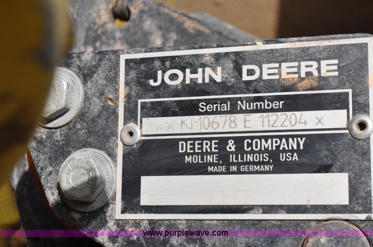 image for item G7141 John Deere 678 rotary forage head