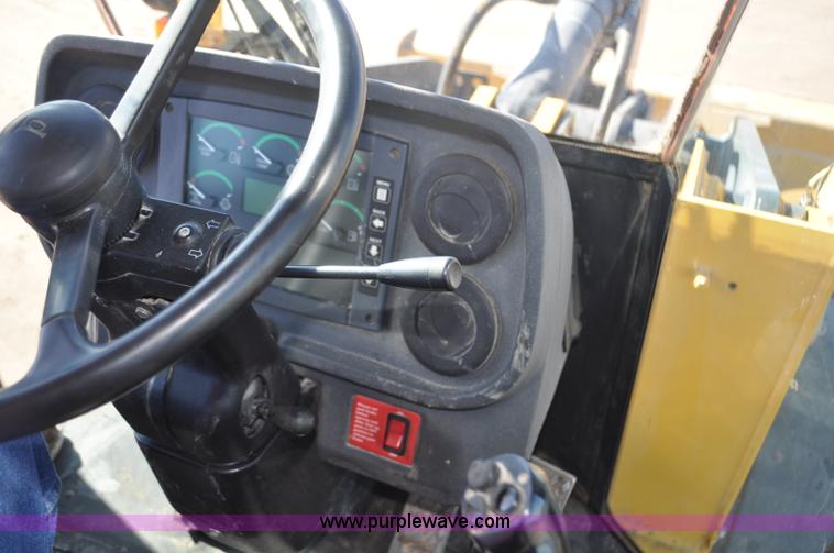 image for item G7143 2005 John Deere 544J wheel loader