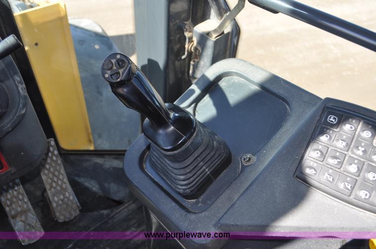 image for item G7143 2005 John Deere 544J wheel loader