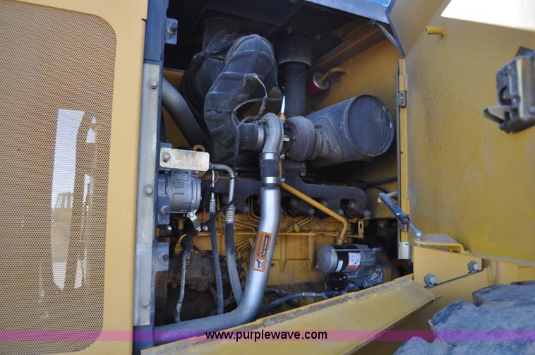 image for item G7143 2005 John Deere 544J wheel loader