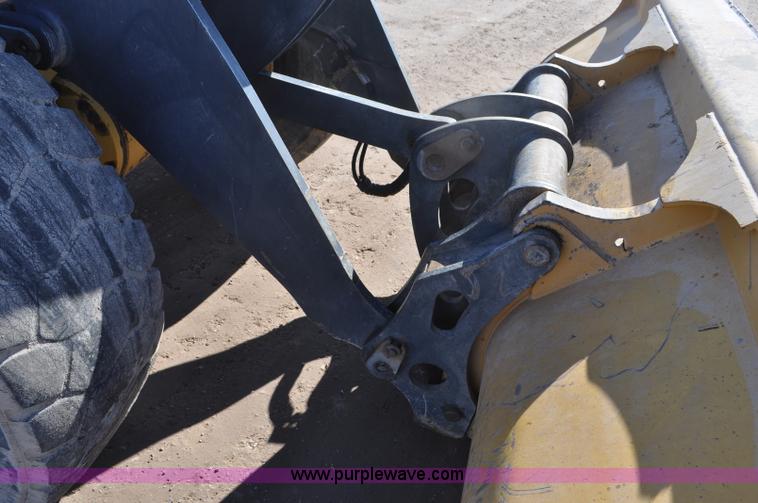image for item G7143 2005 John Deere 544J wheel loader