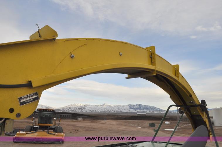 image for item G7144 2012 John Deere 7750 forage harvester