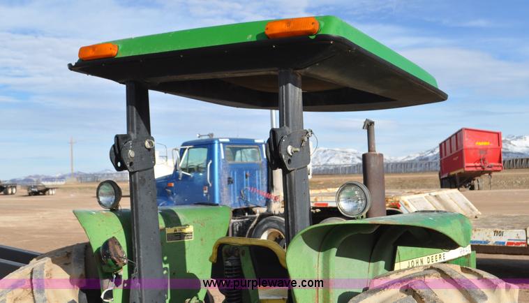 image for item G7145 1978 John Deere 2640 tractor