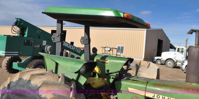 image for item G7145 1978 John Deere 2640 tractor