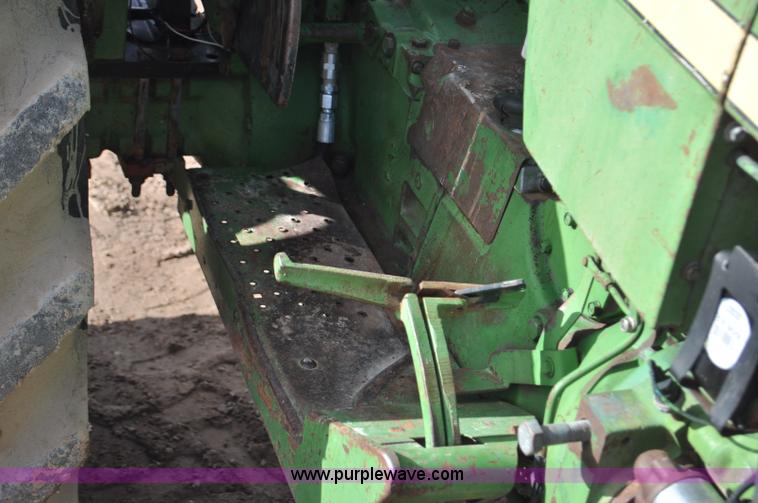 image for item G7145 1978 John Deere 2640 tractor