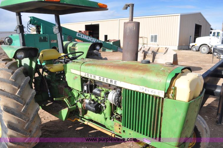 image for item G7145 1978 John Deere 2640 tractor