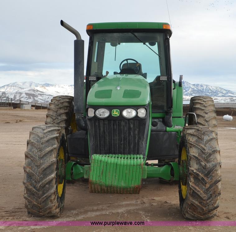 image for item G7148 2005 John Deere 7820 MFWD tractor