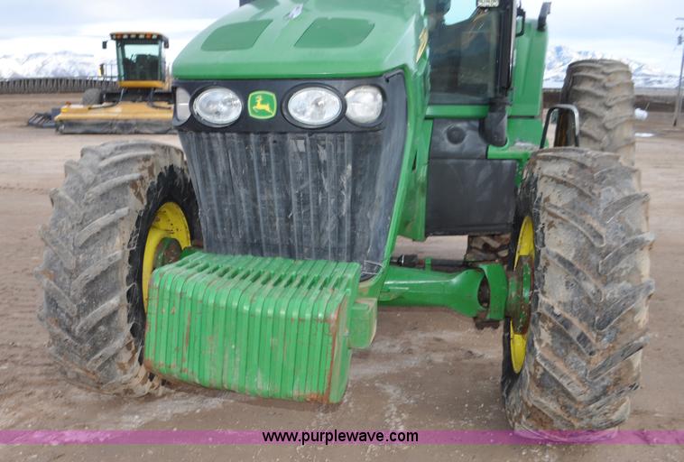 image for item G7148 2005 John Deere 7820 MFWD tractor