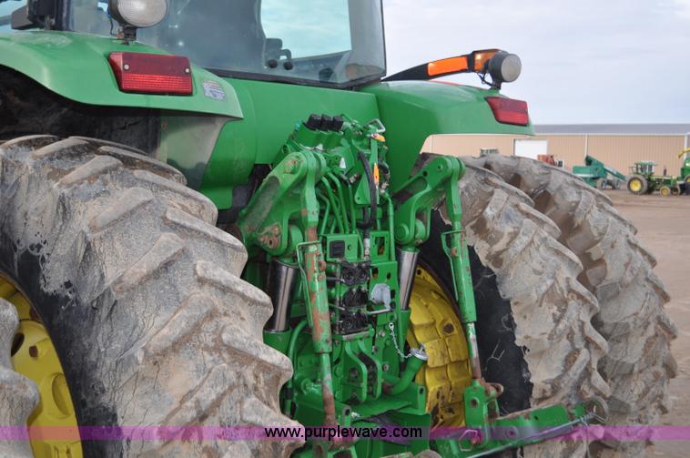 image for item G7148 2005 John Deere 7820 MFWD tractor