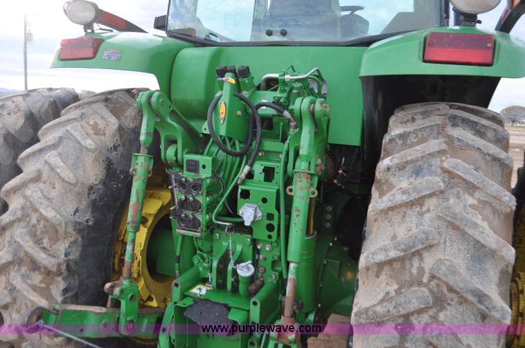 image for item G7148 2005 John Deere 7820 MFWD tractor
