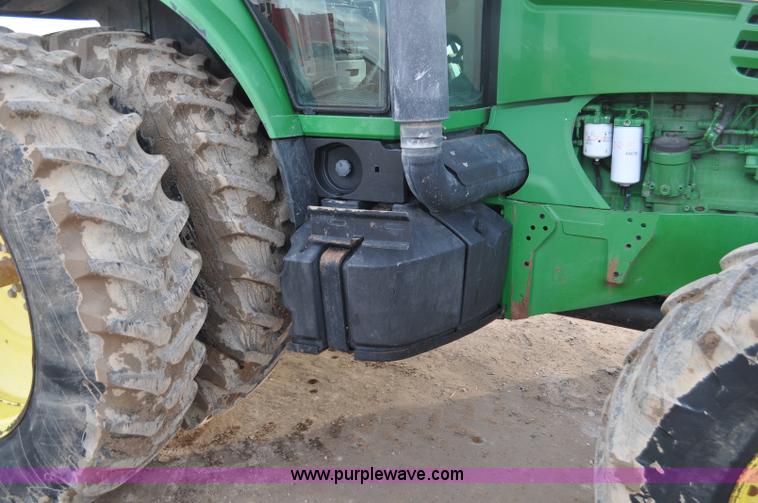 image for item G7148 2005 John Deere 7820 MFWD tractor