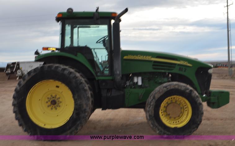 image for item G7149 2004 John Deere 7820 MFWD tractor