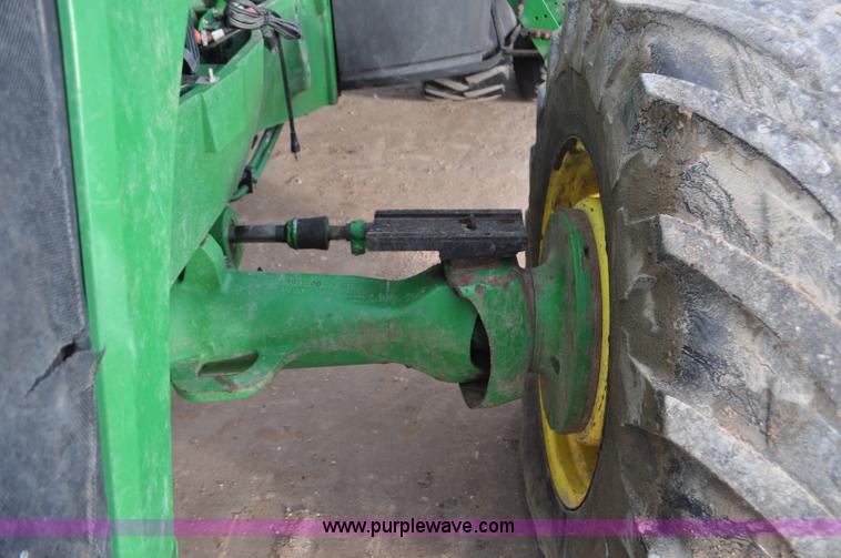 image for item G7149 2004 John Deere 7820 MFWD tractor