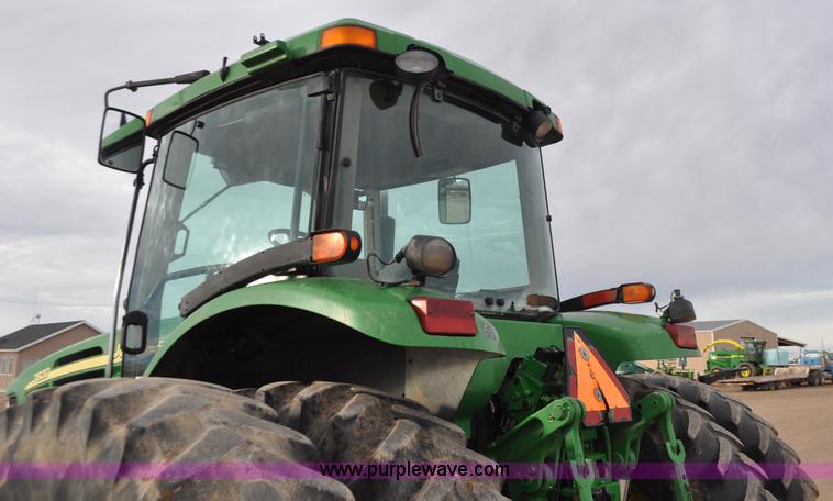 image for item G7149 2004 John Deere 7820 MFWD tractor