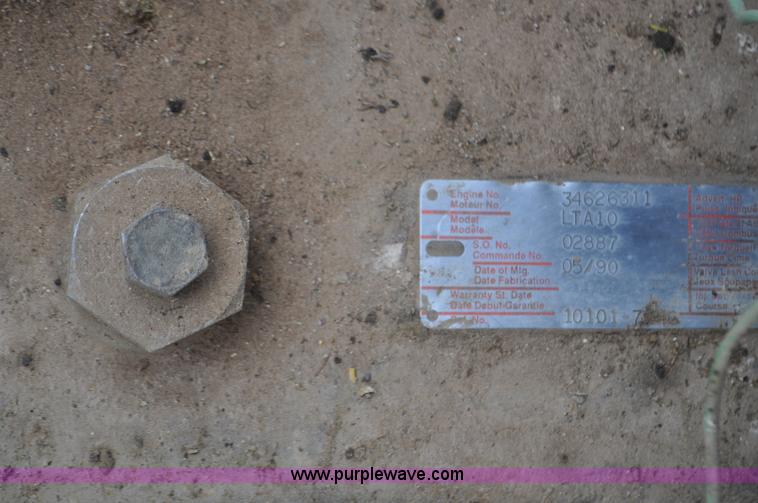 image for item G7152 1991 Autocar feed truck