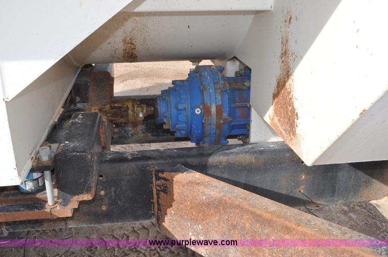 image for item G7152 1991 Autocar feed truck