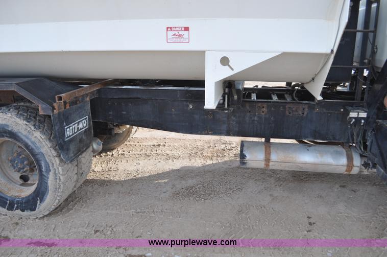 image for item G7152 1991 Autocar feed truck