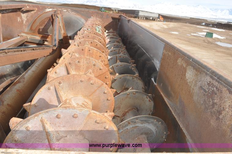 image for item G7152 1991 Autocar feed truck